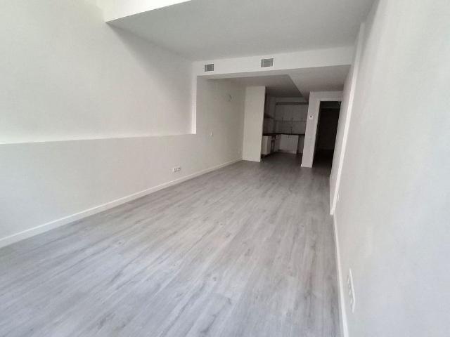 Dúplex en venta en calle De Sant Eudald, Barcelona, de 140 m² 3 habitaciones por 509.000