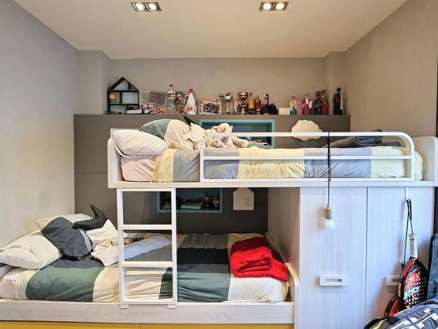 Dúplex en venta en calle De Santa Anna, Reus, de 88 m² 2 habitaciones por 170.000