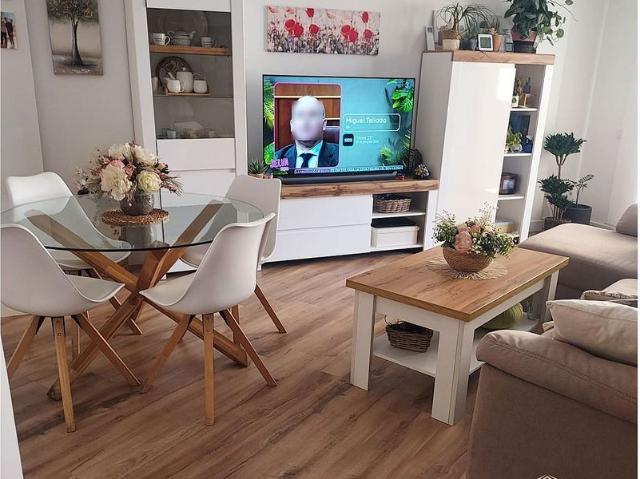 Ático en venta en calle De Pere Benavent, Reus, de 75 m² 2 habitaciones por 270.000