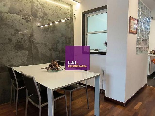 Dúplex en venta en calle De Varsòvia, Barcelona, de 110 m² 3 habitaciones por 750.000