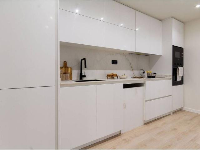 Dúplex en venta en calle Del Nord, Terrassa, de 156 m² 4 habitaciones por 395.000