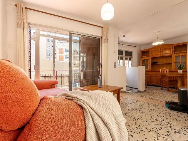 Dúplex en venta en calle Del Baró de Les Quatre Torres, Tarragona, de 60 m² 1 habitación por 124.000