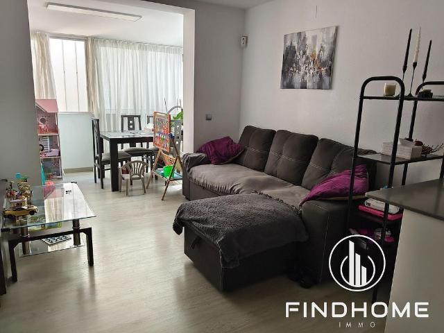 Dúplex en venta en calle Del Compositor Abdó Mundí, Figueres, de 72 m² 2 habitaciones por 153.500