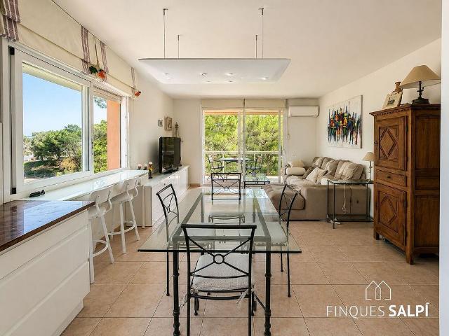 Dúplex en venta en calle Del Pirineu, Pals, de 120 m² 4 habitaciones por 450.000