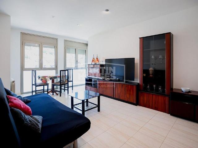 Dúplex en venta en calle Dels Tres Ponts, Seu d´Urgell, la, de 93 m² 2 habitaciones por 312.000