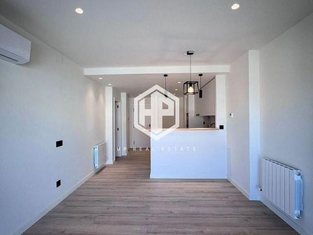 Dúplex en venta en calle Dels Plans, Palafrugell, de 73 m² 2 habitaciones por 275.000