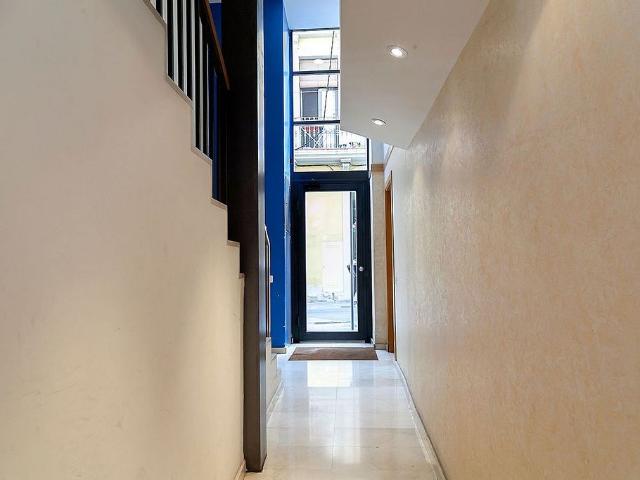 Dúplex en venta en calle D'en Grassot, Barcelona, de 35 m² 1 habitación por 190.000