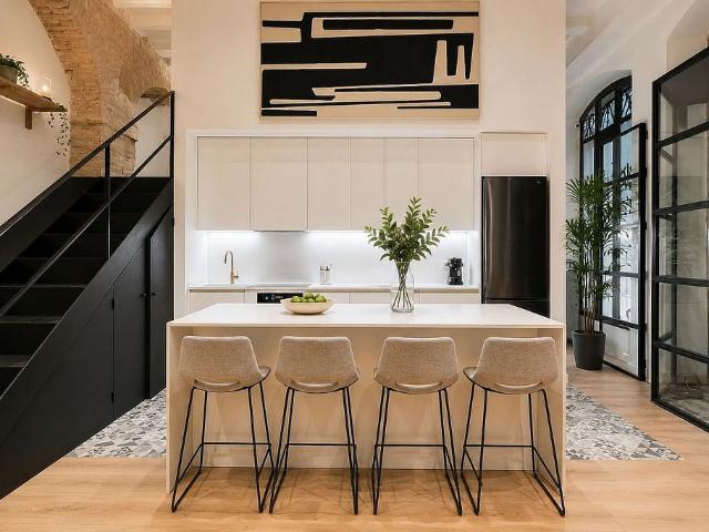 Dúplex en venta en calle D'en Serra, Barcelona, de 97 m² 2 habitaciones por 359.000