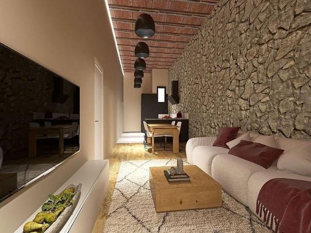 Dúplex en venta en calle D'ermengarda, Barcelona, de 107 m² 3 habitaciones por 595.000