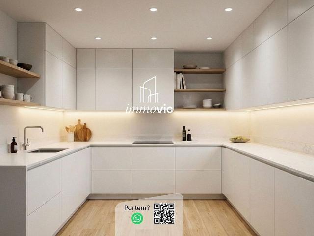 Dúplex en venta en calle Jaume Balmes, Torelló, de 90 m² 3 habitaciones por 290.000