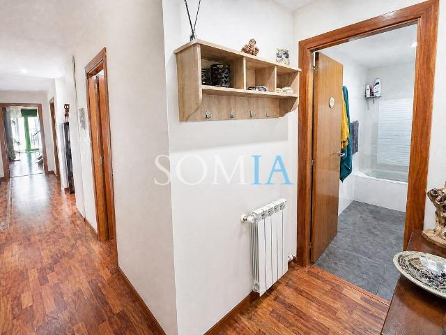 Dúplex en venta en calle Major, Sant Celoni, de 118 m² 3 habitaciones por 289.900