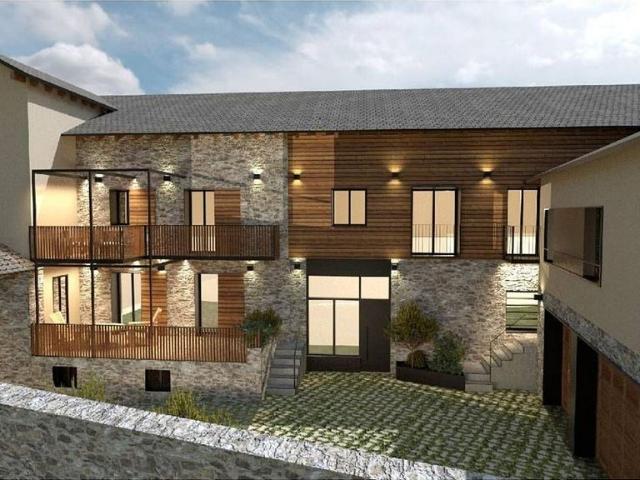 Dúplex en venta en calle Sant Pere, Alp, de 135 m² 4 habitaciones por 350.000