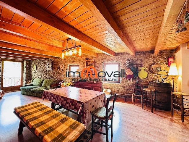 Dúplex en venta en calle Sant Quircdurro, Vall de Boí, La, de 80 m² 3 habitaciones por 250.000