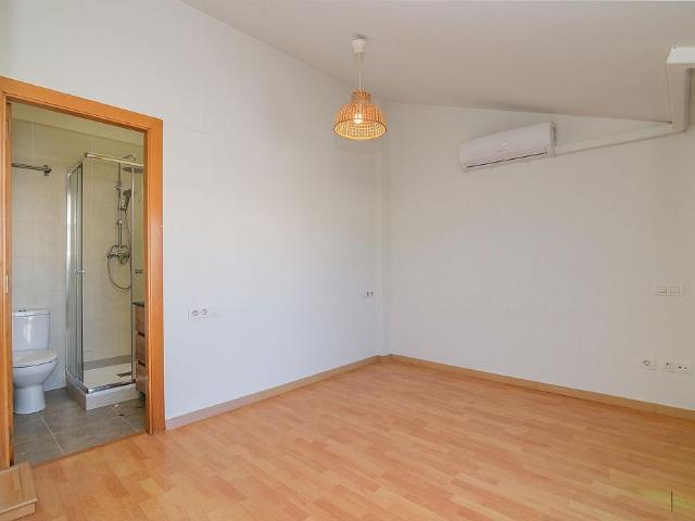 Dúplex en venta en calle Santa Maria, Manresa, de 57 m² 2 habitaciones por 120.000
