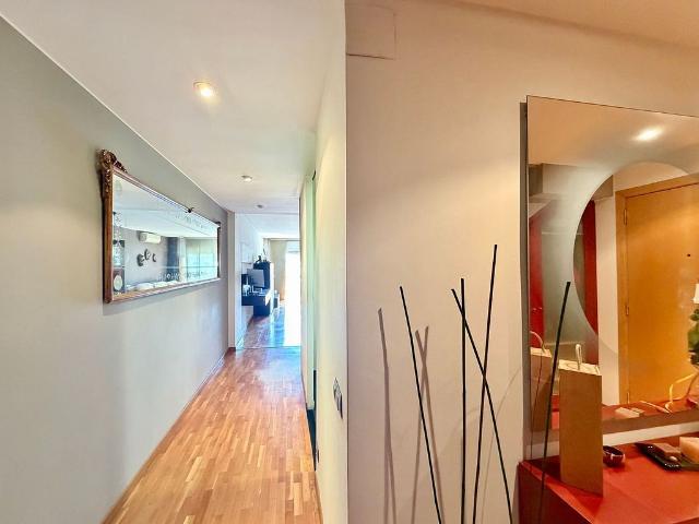Dúplex en venta en calle Santpedor, Manresa, de 130 m² 4 habitaciones por 290.000