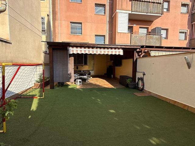 Dúplex en venta en calle Prat, Cornellà de Llobregat, de 114 m² 3 habitaciones por 440.000