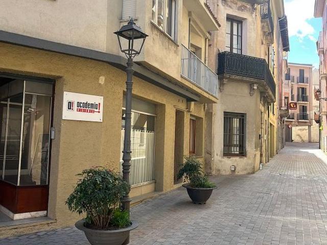 Dúplex en venta en calle Valls, Sant Hilari Sacalm, de 250 m² 7 habitaciones por 200.000