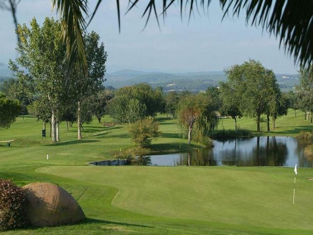 Dúplex en venta en calle Vila del Golf, Navata, de 128 m² 3 habitaciones por 445.000