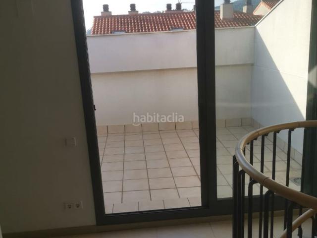Dúplex en venta en Capellades. ? ¡DÚPLEX DE 150 m² CON TERRAZA, PARKING Y TRASTERO EN CAPELLADES!. Dúplex.