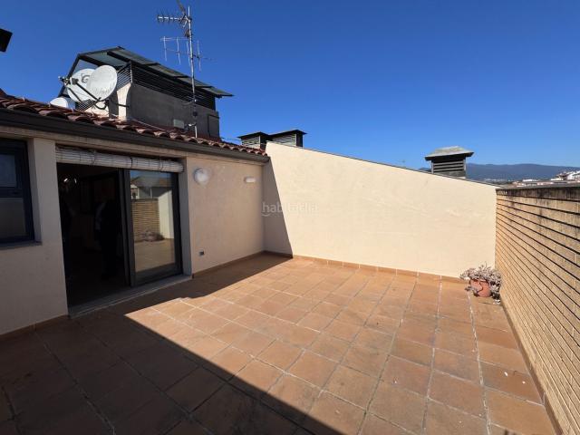 Dúplex en venta en Cardedeu. Dúplex con terraza en el centro de Cardedeu. Dúplex.
