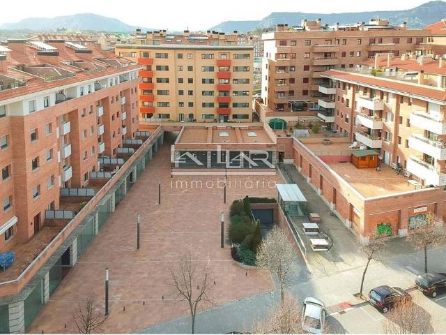 Dúplex en venta en carretera Barcelona, Vic, de 115 m² 3 habitaciones por 400.000