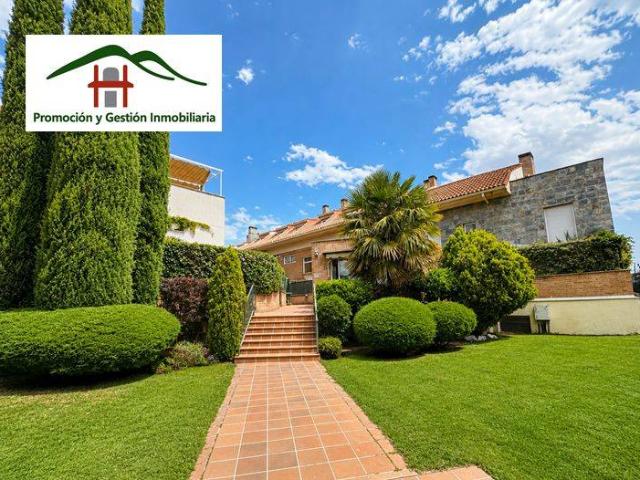 Dúplex en Venta en Casco Antiguo