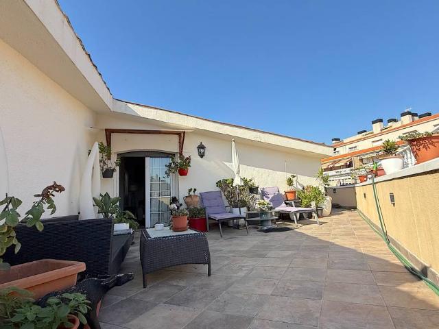 Dúplex en Venta en Castell Poble Vell