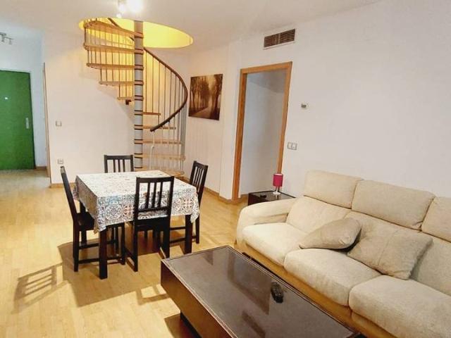 Dúplex en Venta en Centro Doña Mercedes