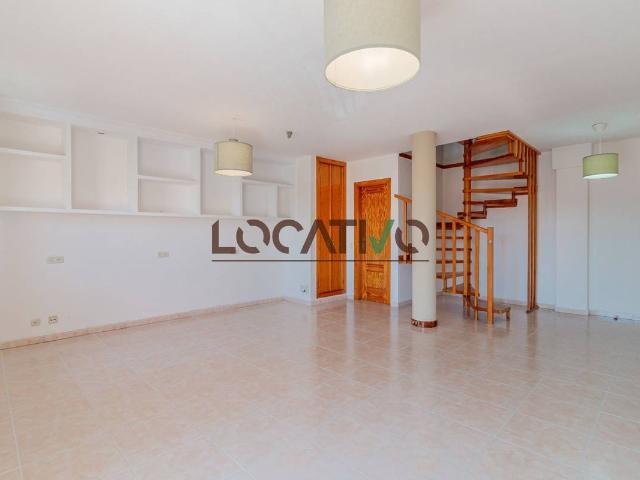 Dúplex en Venta en Centro