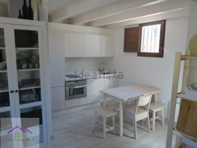 Dúplex en venta en Cuenca, Casco Histórico. DUPLEX CON LICENCIA TURISTICA. Dúplex.