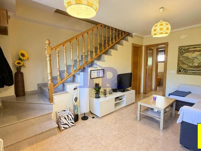 Dúplex en venta en Cuenca, San Antón. Dúplex en San Antón con vistas y trastero. Dúplex.