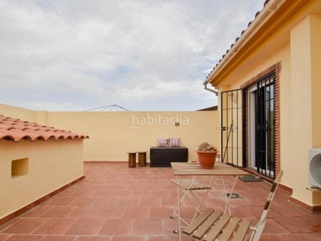 Dúplex en venta en Cúllar Vega. PISO DÚPLEX CON GRAN TERRAZA, GARAJE Y TRASTERO EN CÚLLAR VEGA. Dúplex Cúllar.