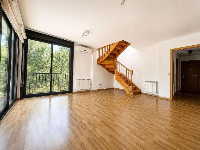 Dúplex en Venta en Abantos Carmelitas