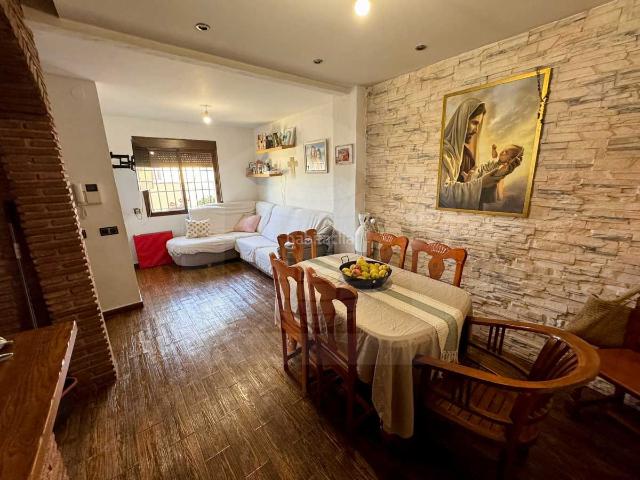 Dúplex en venta en Alhaurín el Grande, Centro. Dúplex de 5 dormitorios, 3 baños y terraza en Alhaurín el Grande CM330A. Dúplex Alhaurín el.