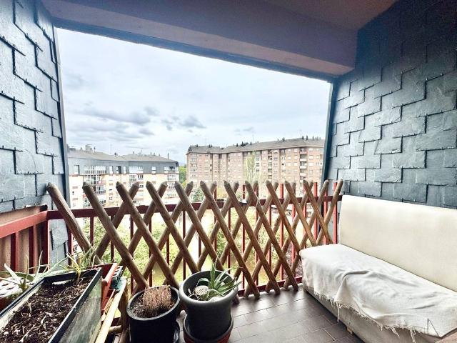 Dúplex en Venta en Aranbizkarra