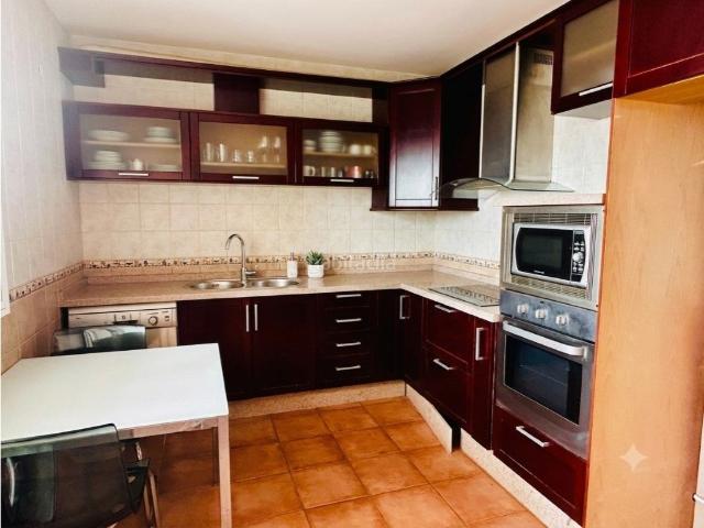 Dúplex en venta en Archidona. Amplia vivienda adosada con múltiples posibilidades. Dúplex.