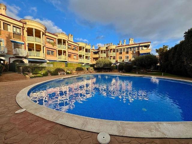 Dúplex en venta en avenida Catalunya, Palamós, de 95 m² 2 habitaciones por 347.000