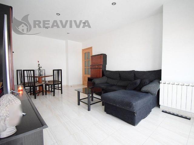 Dúplex en venta en avenida De Guillem Graell, Seu d´Urgell, la, de 92 m² 3 habitaciones por 307.500