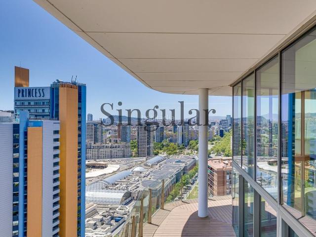 Dúplex en venta en Barcelona, Besòs Maresme. Ático dúplex de lujo en venta en Barcelona frente al mar. Dúplex.
