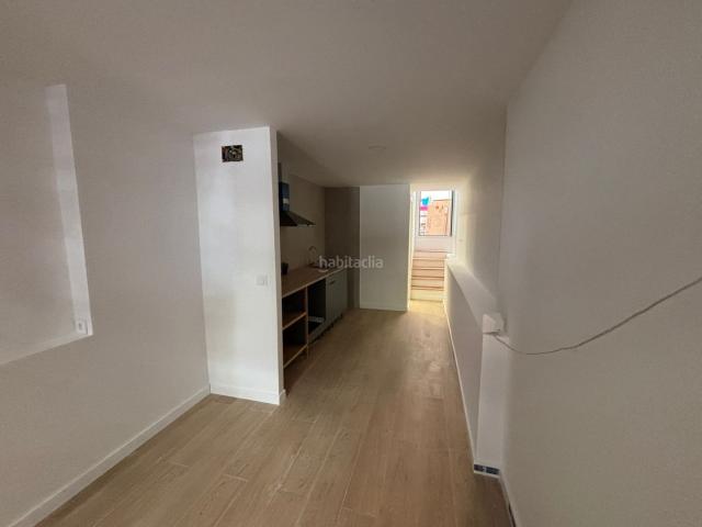 Dúplex en venta en Barcelona, El Camp de l´Arpa del Clot. Duplex buena zona. Dúplex.