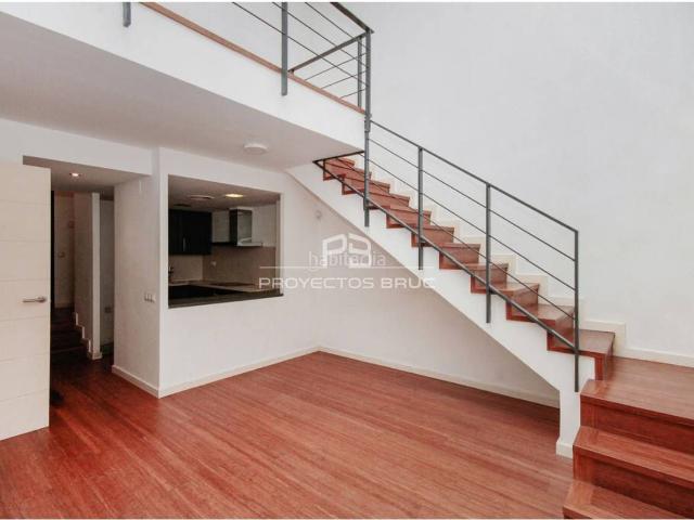 Dúplex en venta en Barcelona, Putget Farró. DÚPLEX EN VENTA EN BARCELONA. Dúplex.