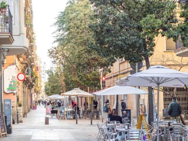Dúplex en venta en Barcelona, Raval. ESPECTACULAR DÚPLEX DE 160 m CON TERRAZA PRIVADA PATIO PRIVADO MÁS BALCON POBLÉ SEC. Dúplex.