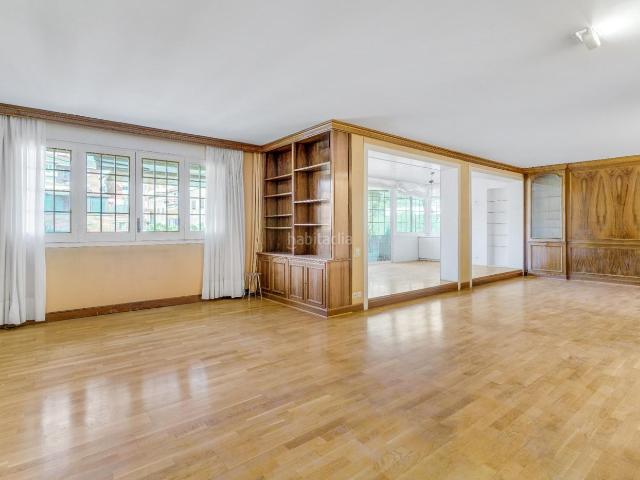 Dúplex en venta en Barcelona, Tres Torres. Duplex en Tres Torres. Dúplex.