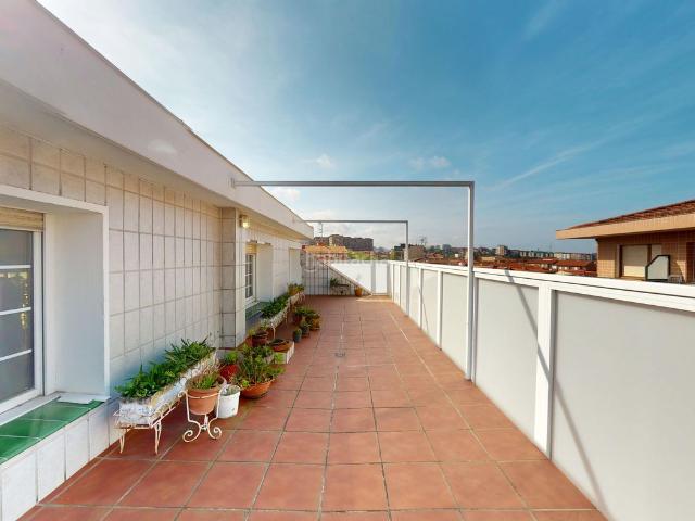 Dúplex en venta en Barakaldo, Centro. Dúplex Nafarroa Kalea, San Vicente de Barakaldo. Dúplex.