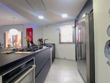 Barri Antic, Farga de Moles - Balcón, Plaza aparcamiento