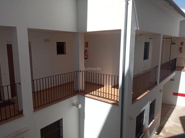Dúplex en venta en Benaocaz. Encantador dúplex de 90m2 con chimenea y trastero en Benaocaz. Dúplex.