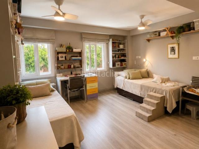 Dúplex en venta en Gavà, Gava Mar. Exclusivo dúplex en Gavà Mar junto al Colegio Francés Bon Soleil. Dúplex.