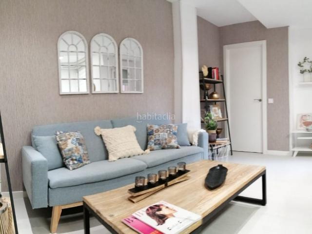 Dúplex en venta en Galapagar, Casco Antiguo. Duplex reformado se vende en rentabilidad, actualmente alquilado. Dúplex.