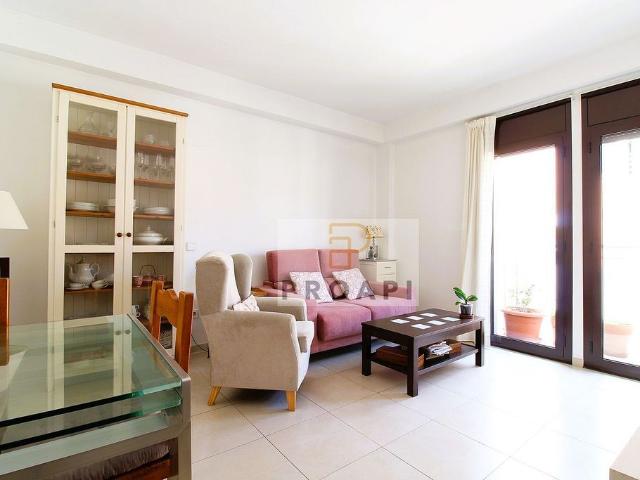 Piso en venta en calle De Santiago, Girona, de 110 m² 3 habitaciones por 325.000