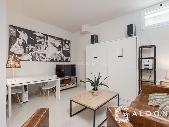 Dúplex en venta en Donostia San Sebastián, Aiete. Amplia y luminosa vivienda con terraza y garaje doble. Dúplex Donostia San.
